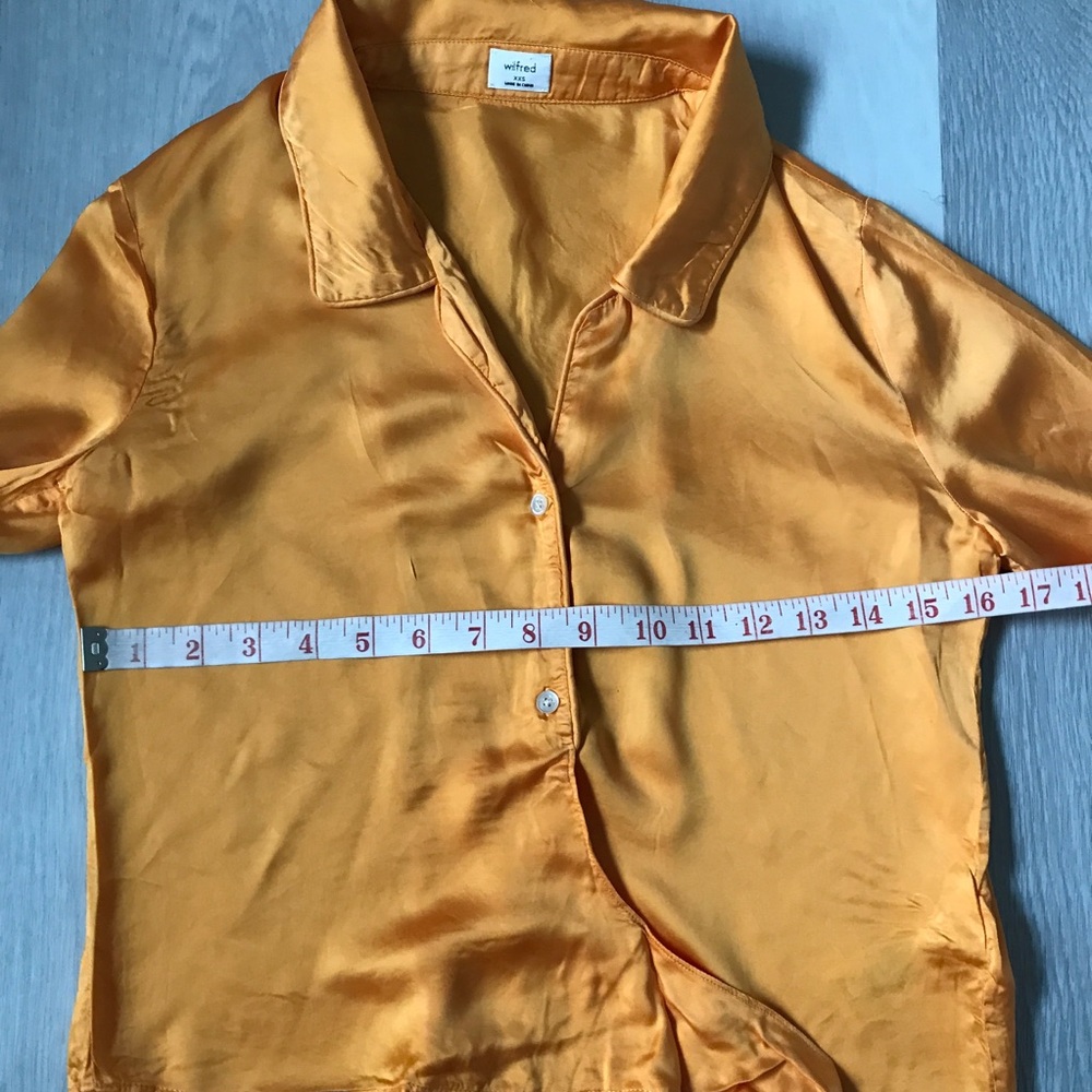 WILFRED SATIN CROP TOP LONG SLEEVE BUTTON BLOUSE WOMENS 2XS - Picture 7 of 10